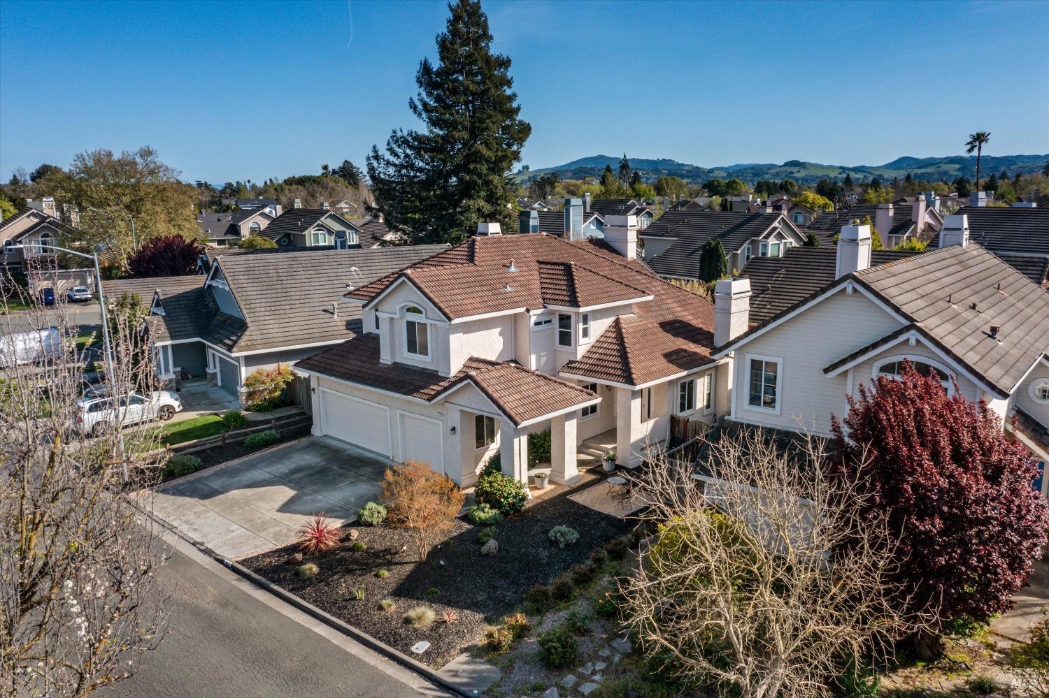 Annaliese Quisisem | Realtor | Ajility Real Estate in Rohnert Park, CA (6)