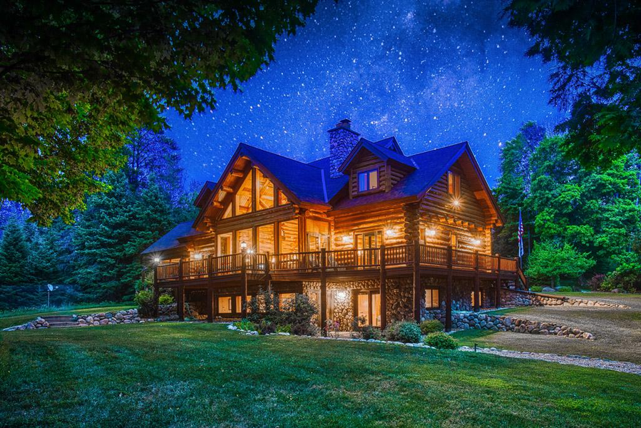 Jeremy Ryan - Eliason Realty of the North LLC in Eagle River, WI