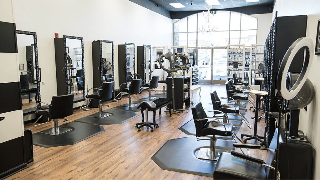 Salon SoVa in Murrieta, CA (2)