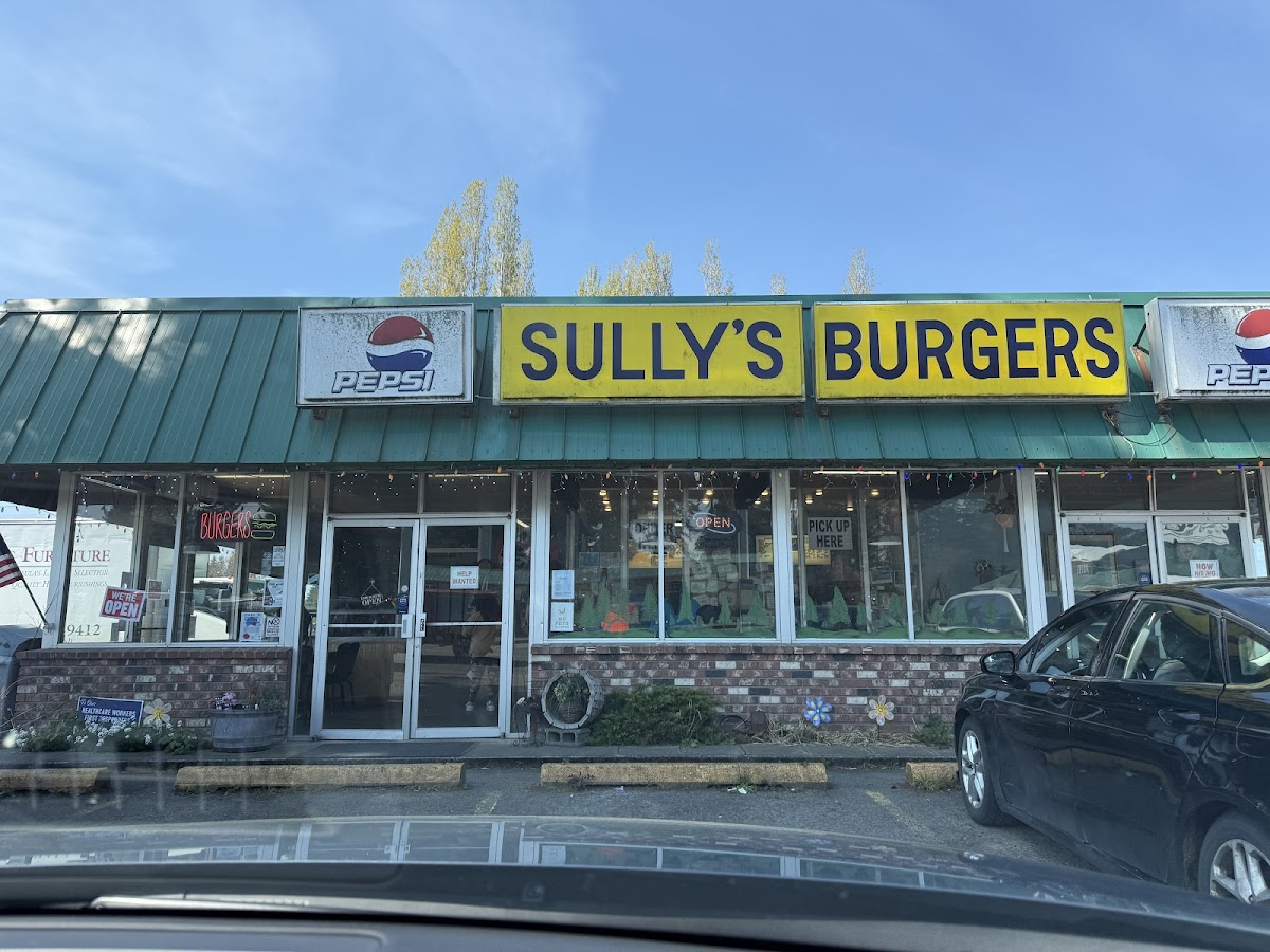 Crossroads Grill in Taylorsville, NC (2)