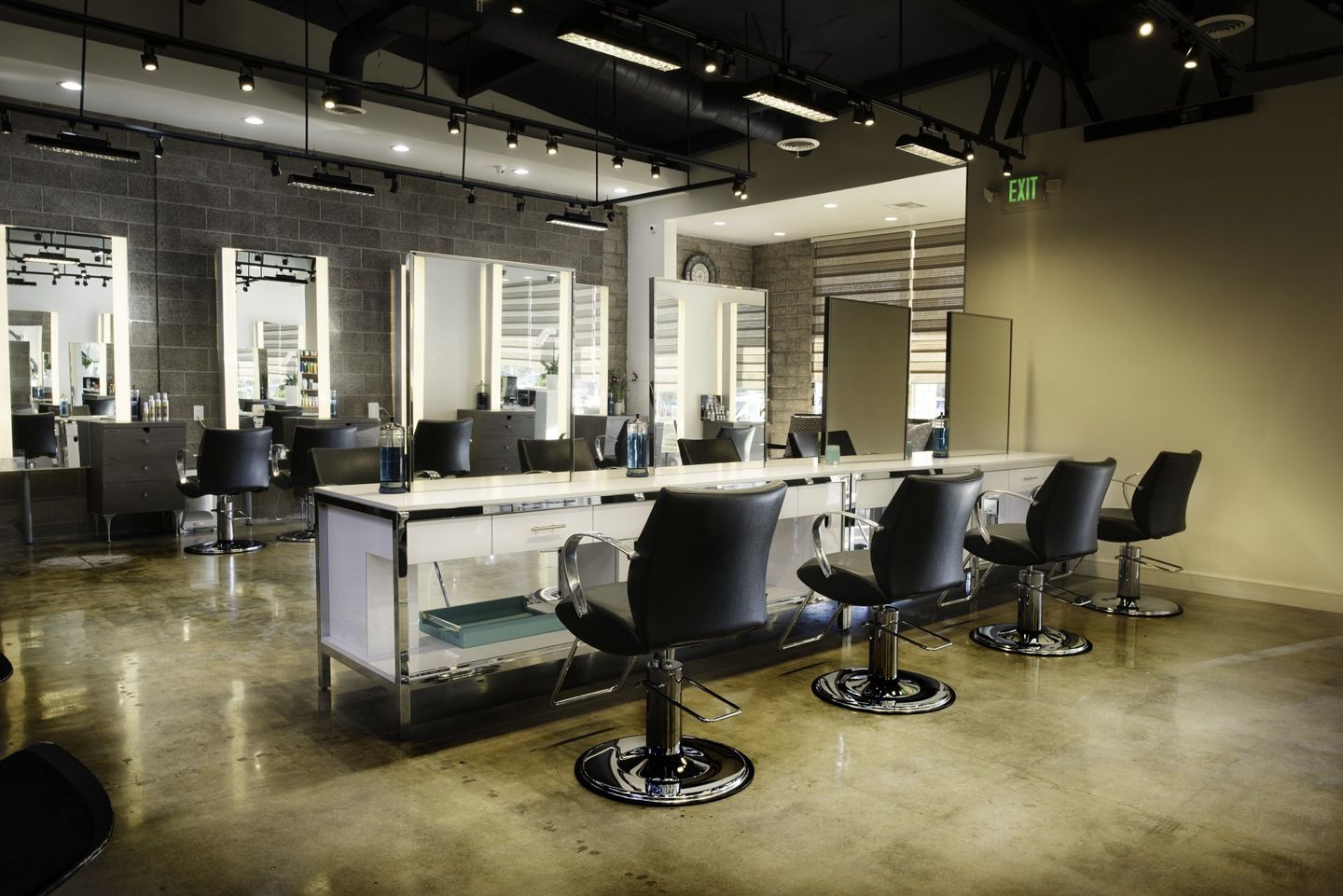 Hair Salon Ziva in Torrance, CA (2)