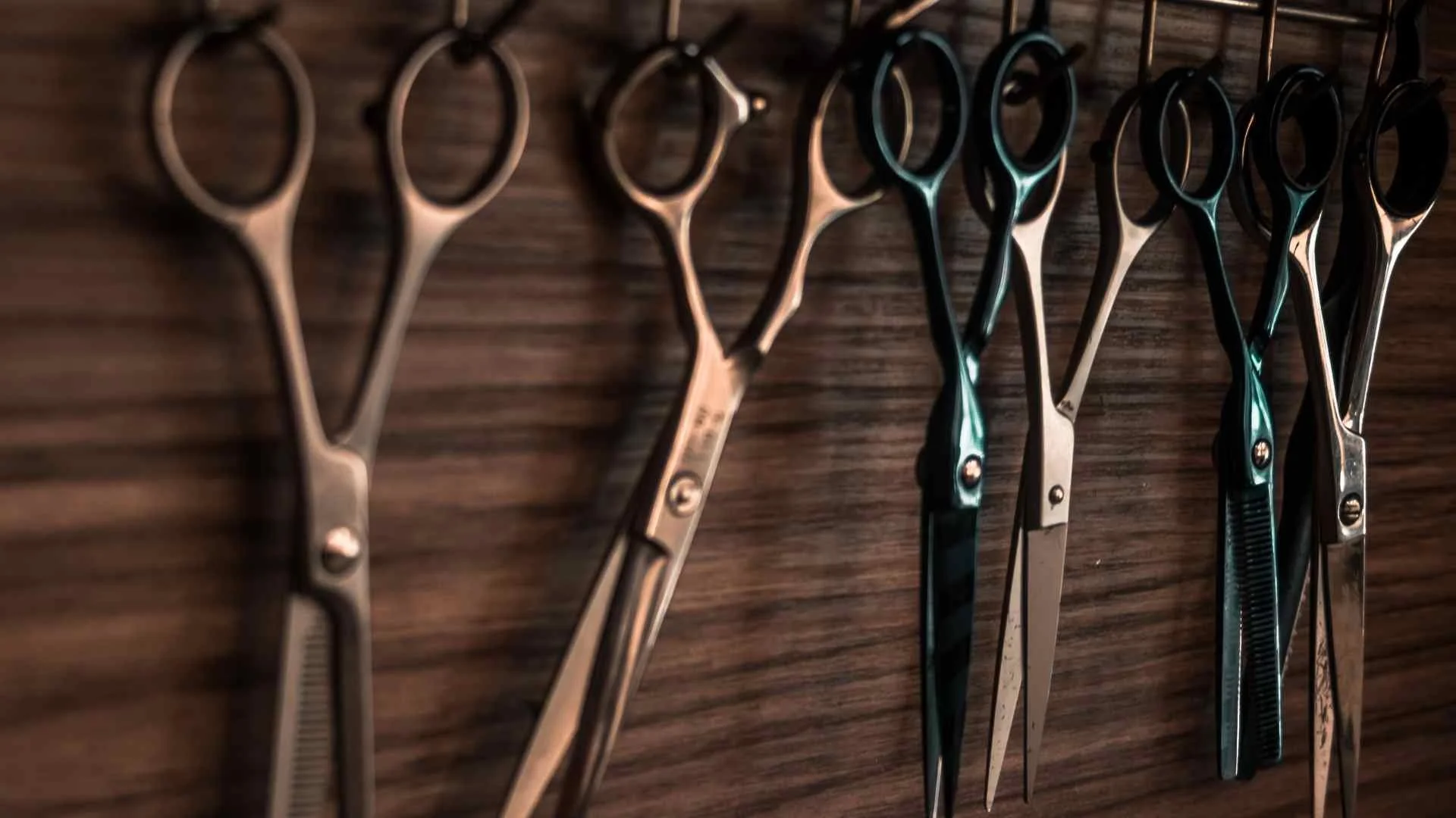 The lounge barbershop in Arcadia, WI