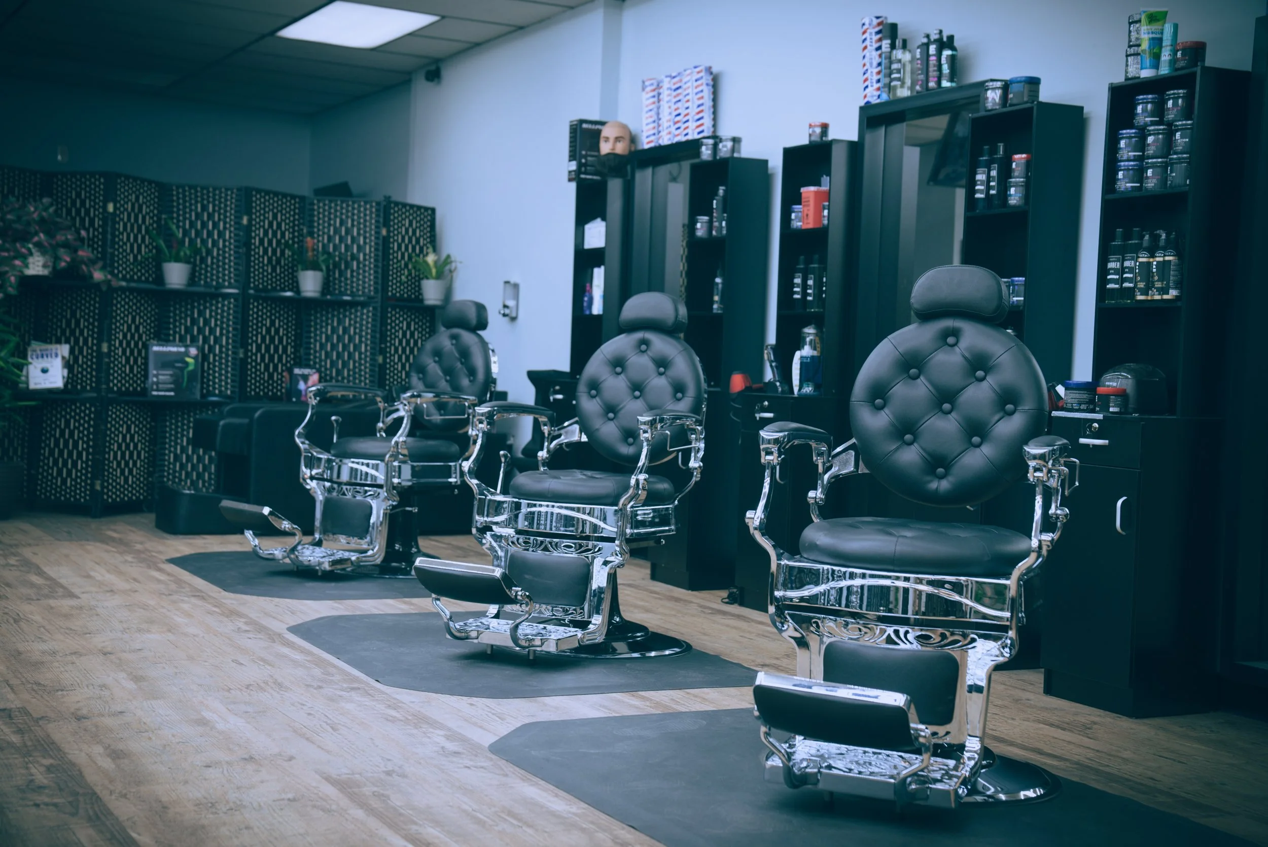 Time to Cut Barbershop in Milwaukee, WI (3)