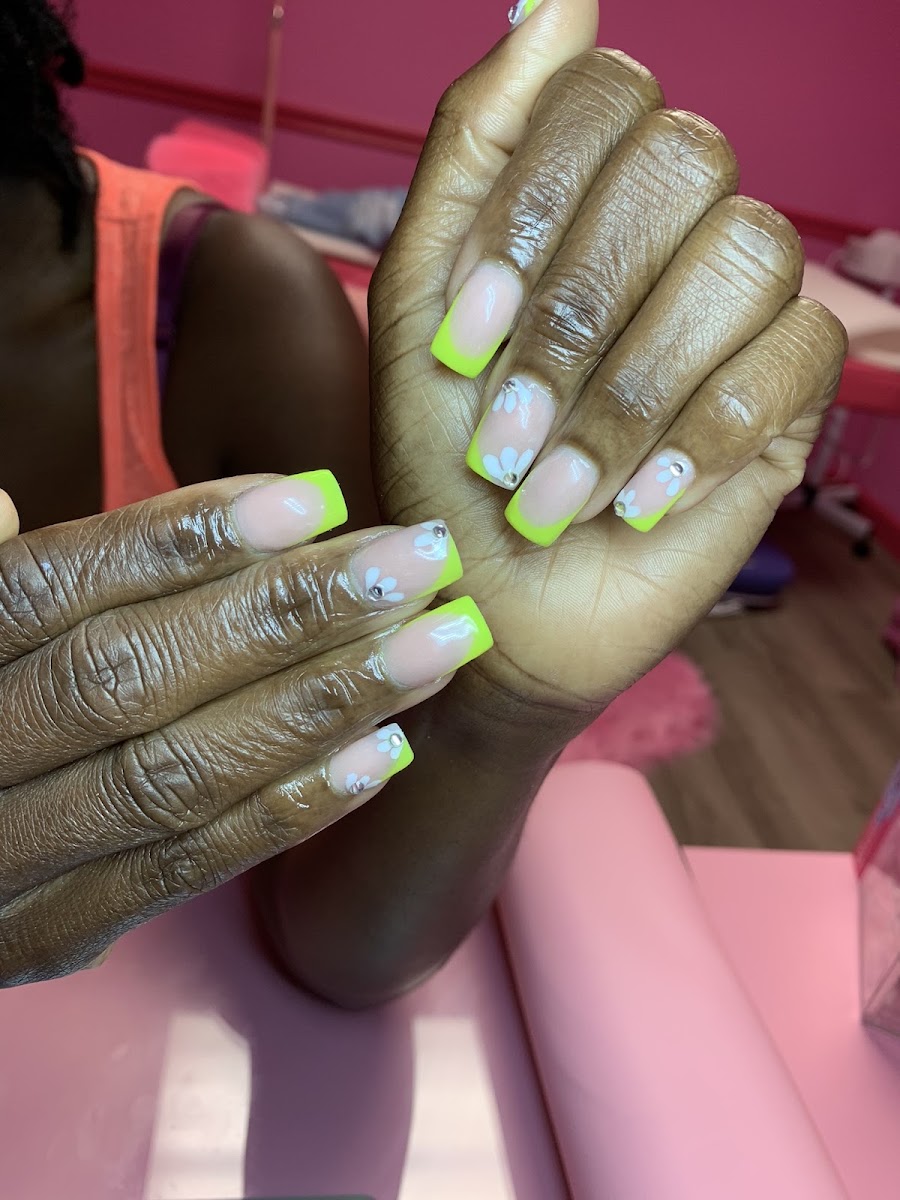 Pink Oasis Beauty LLC in Gastonia, NC (2)