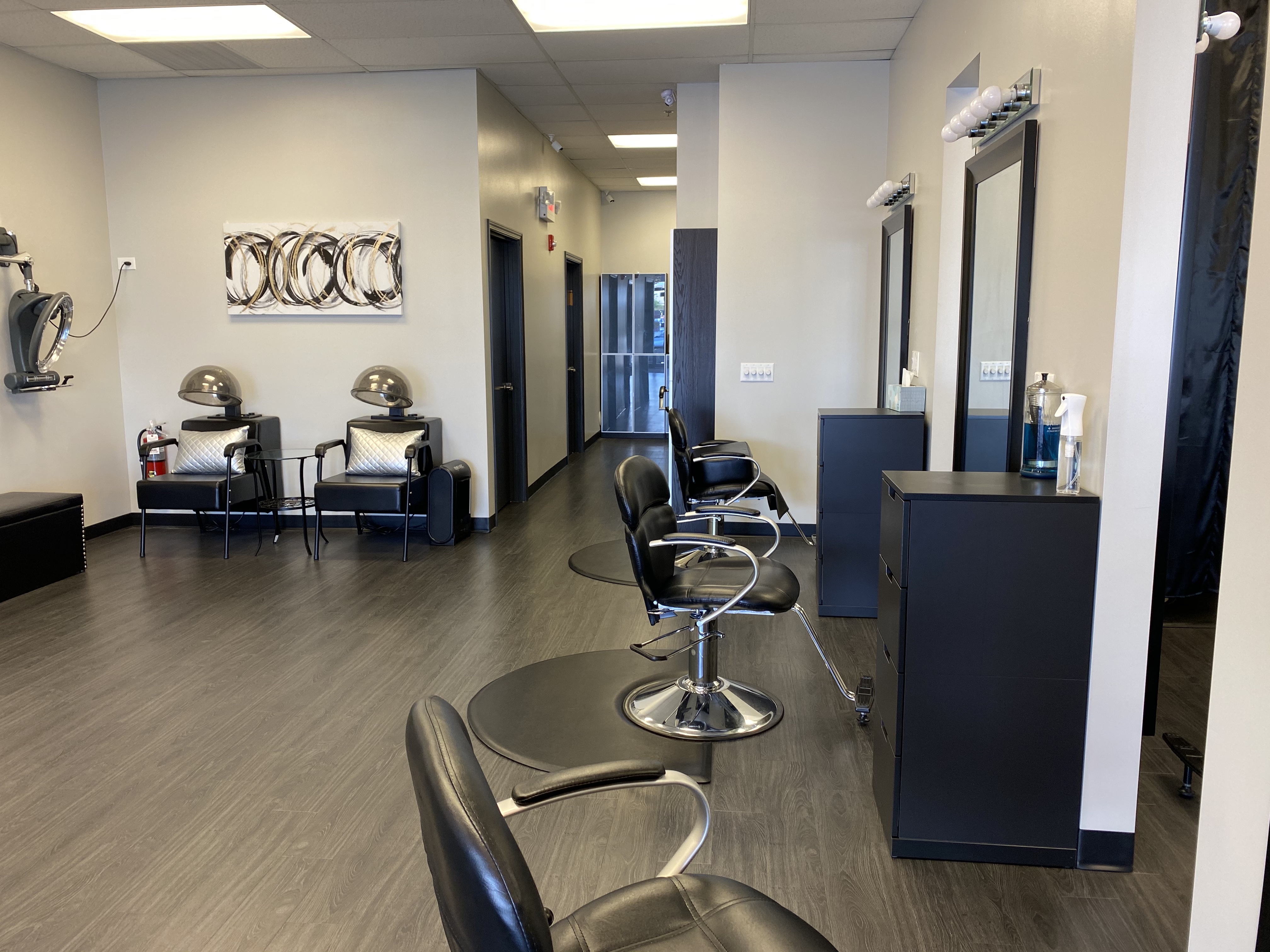 Charizma Salon & Spa in Naperville, IL (4)