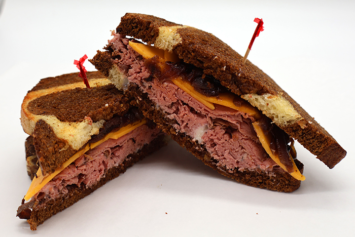 Side Cuts Sandwicherie & Saloon in Maumee, OH