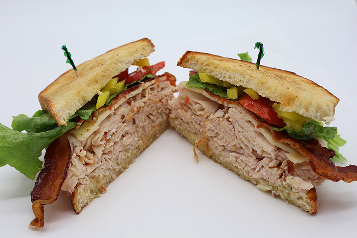 Side Cuts Sandwicherie & Saloon in Maumee, OH (3)
