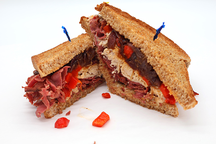 Side Cuts Sandwicherie & Saloon in Maumee, OH (4)