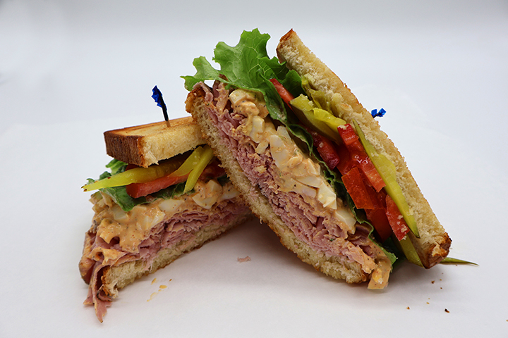 Side Cuts Sandwicherie & Saloon in Maumee, OH (5)