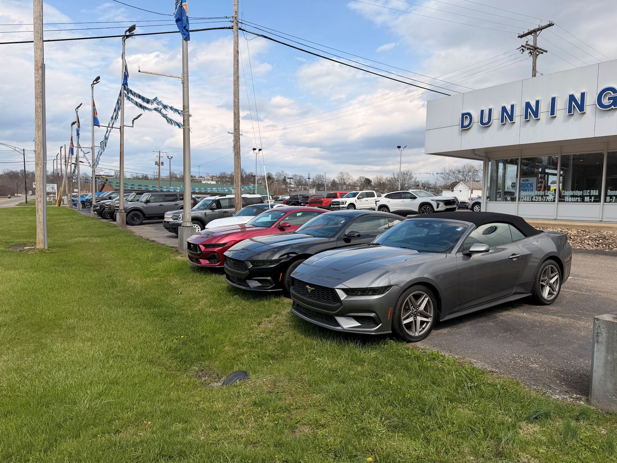 Dunning Ford in Cambridge, OH