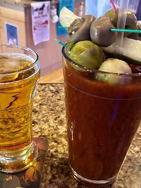 Fudgienuckles Sports Pub in Glenbeulah, WI (4)