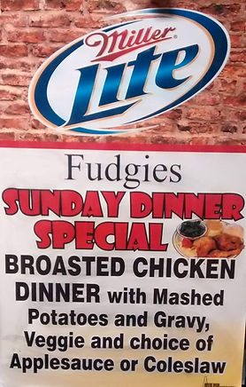 Fudgienuckles Sports Pub in Glenbeulah, WI (5)