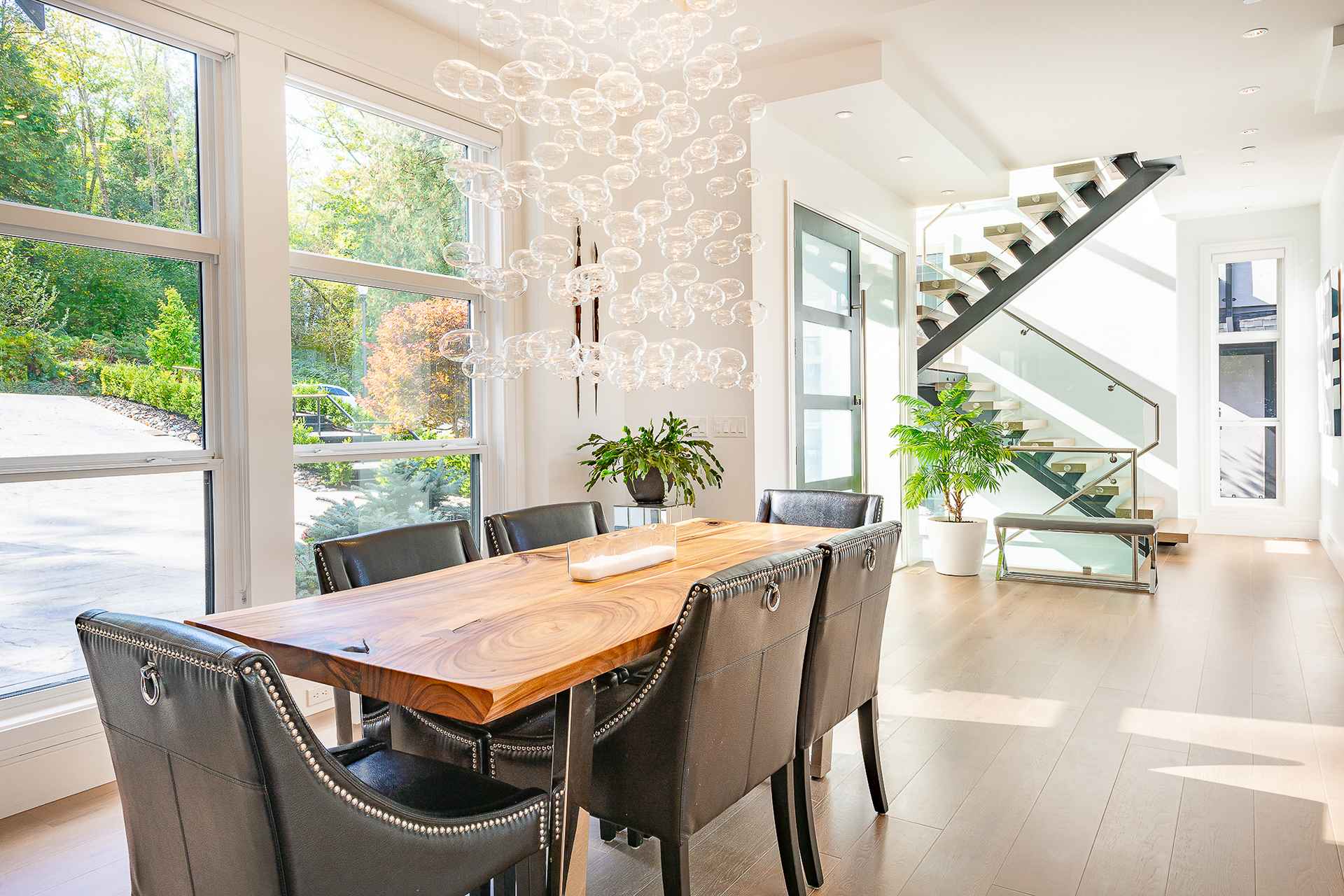 Realtor Tom Gilliam-RE/MAX Classic in Farmington Hills, MI (2)