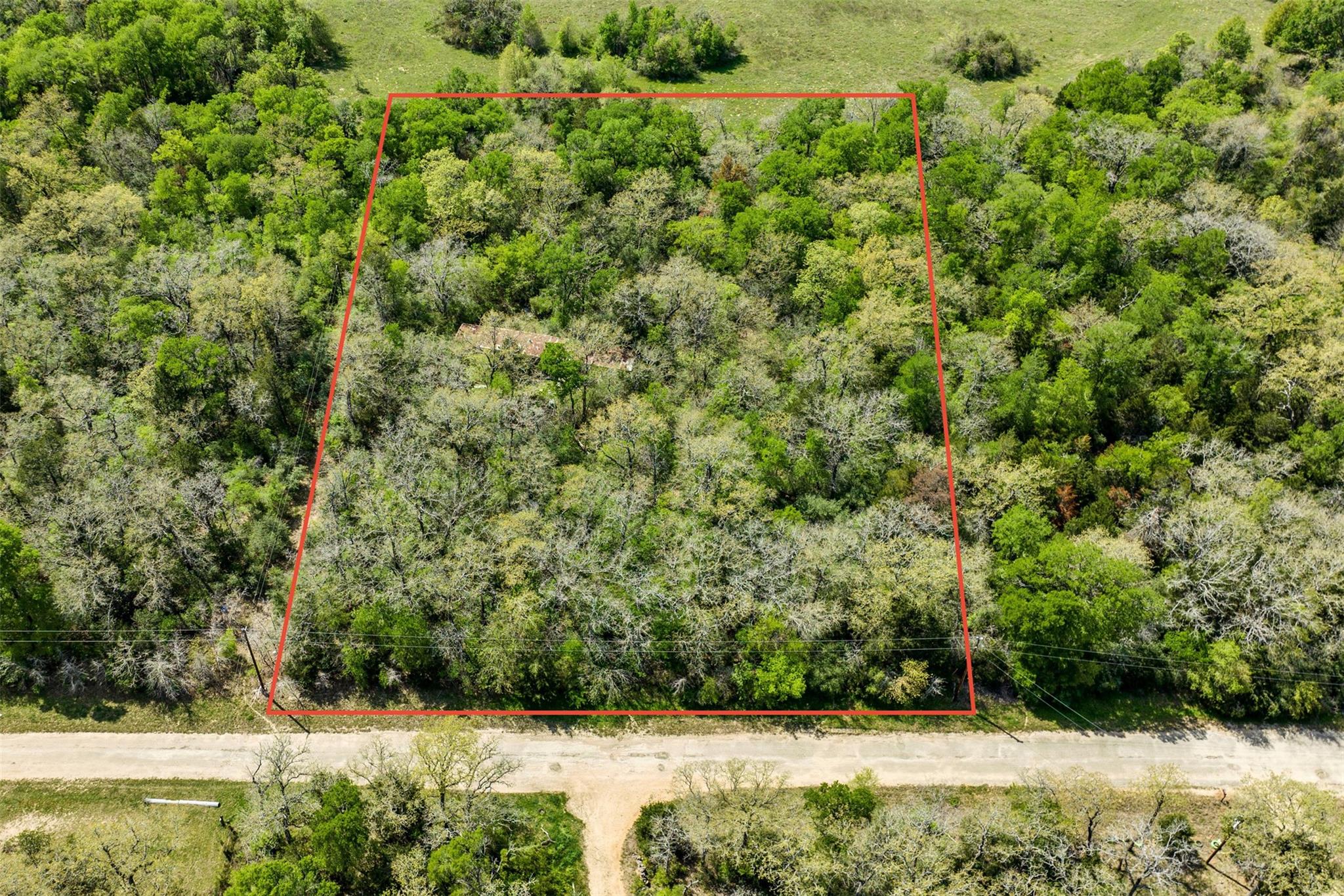 LEECO REALTY GROUP in Giddings, TX