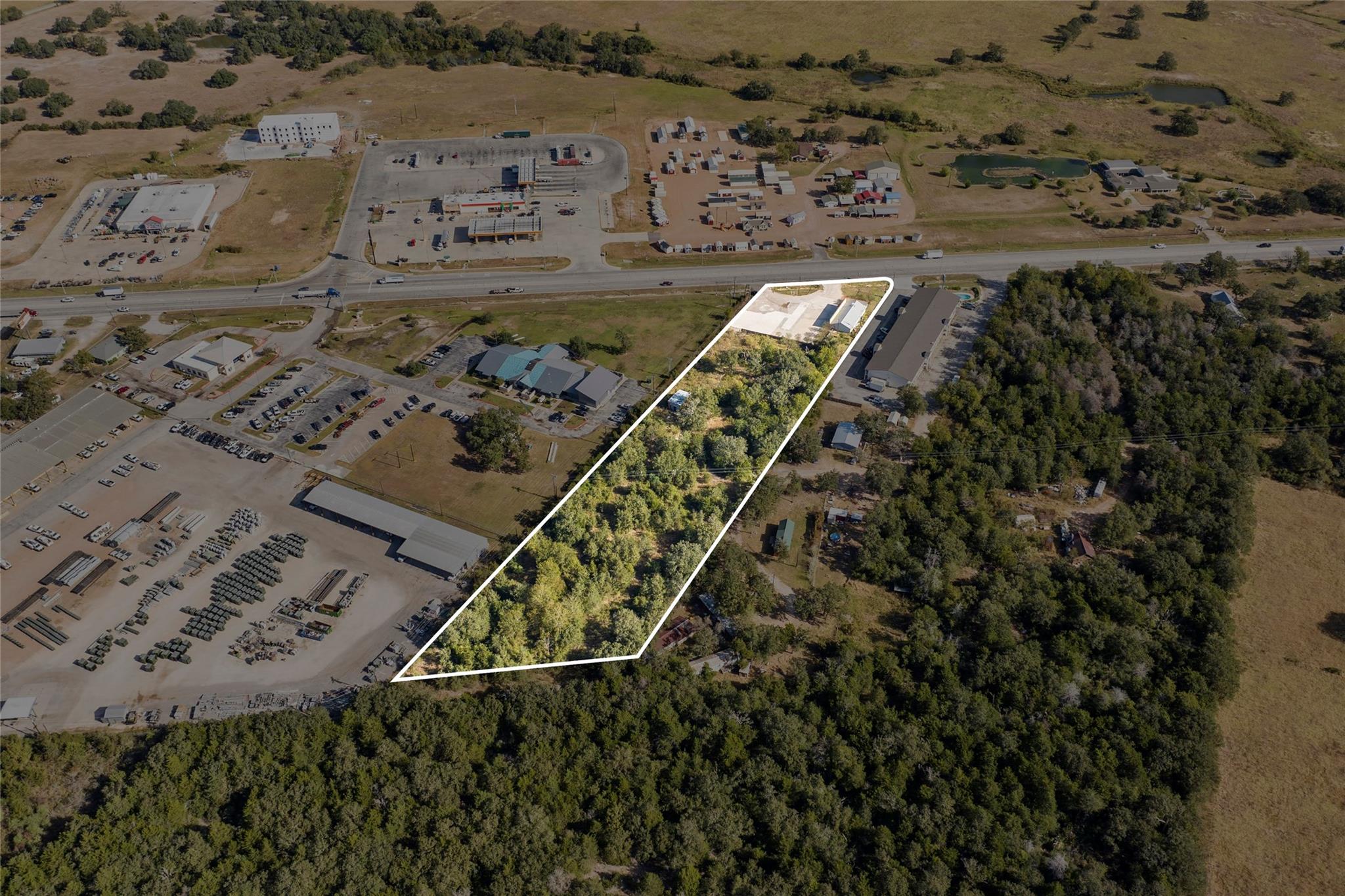 LEECO REALTY GROUP in Giddings, TX (4)