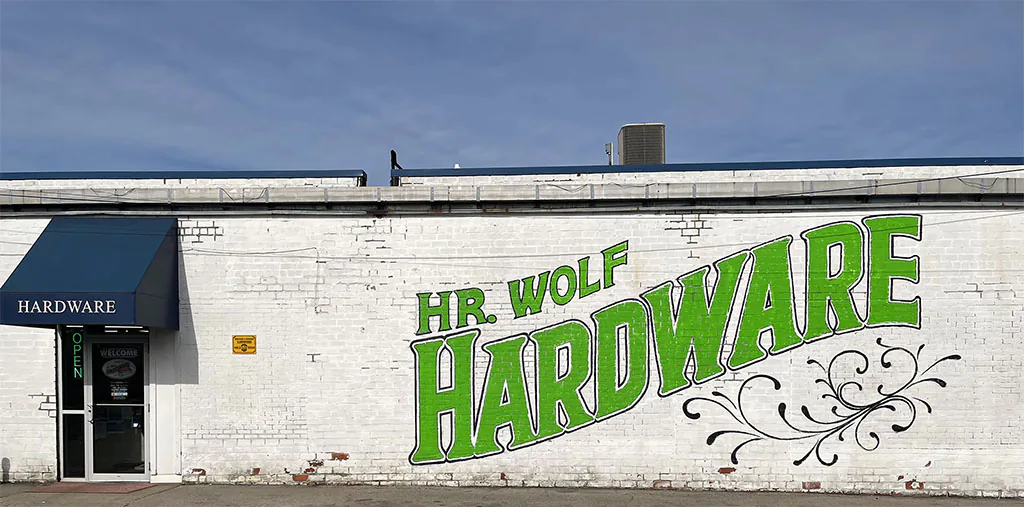 HR Wolf Hardware in Galion, OH (2)