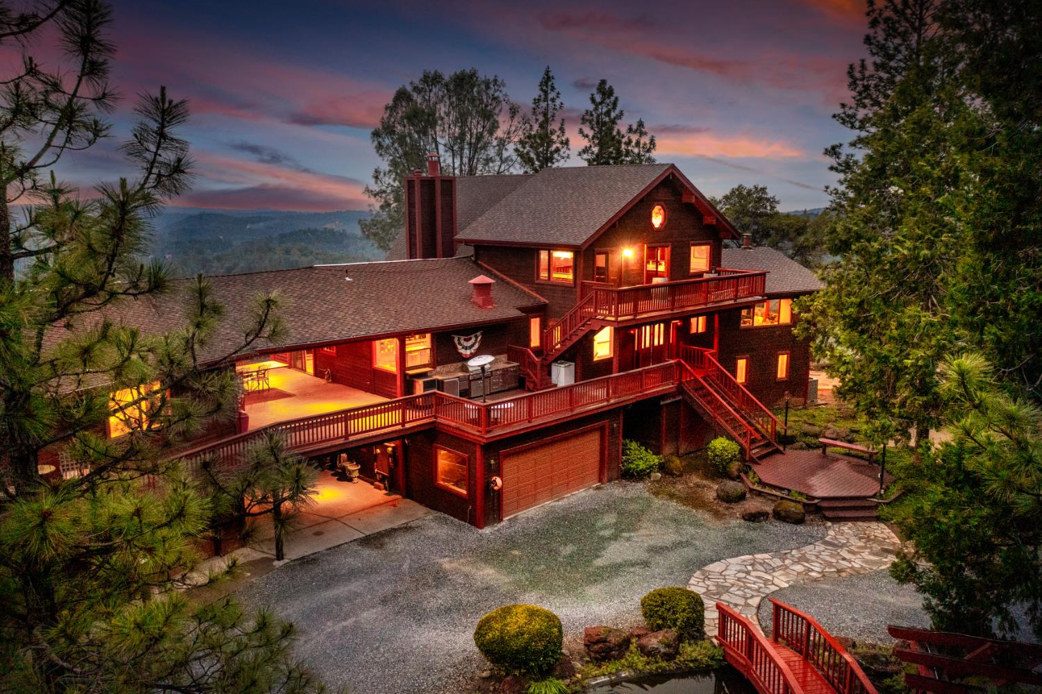 Sarah Stone-Francisco, Grass Valley Realtor in Grass Valley, CA (6)