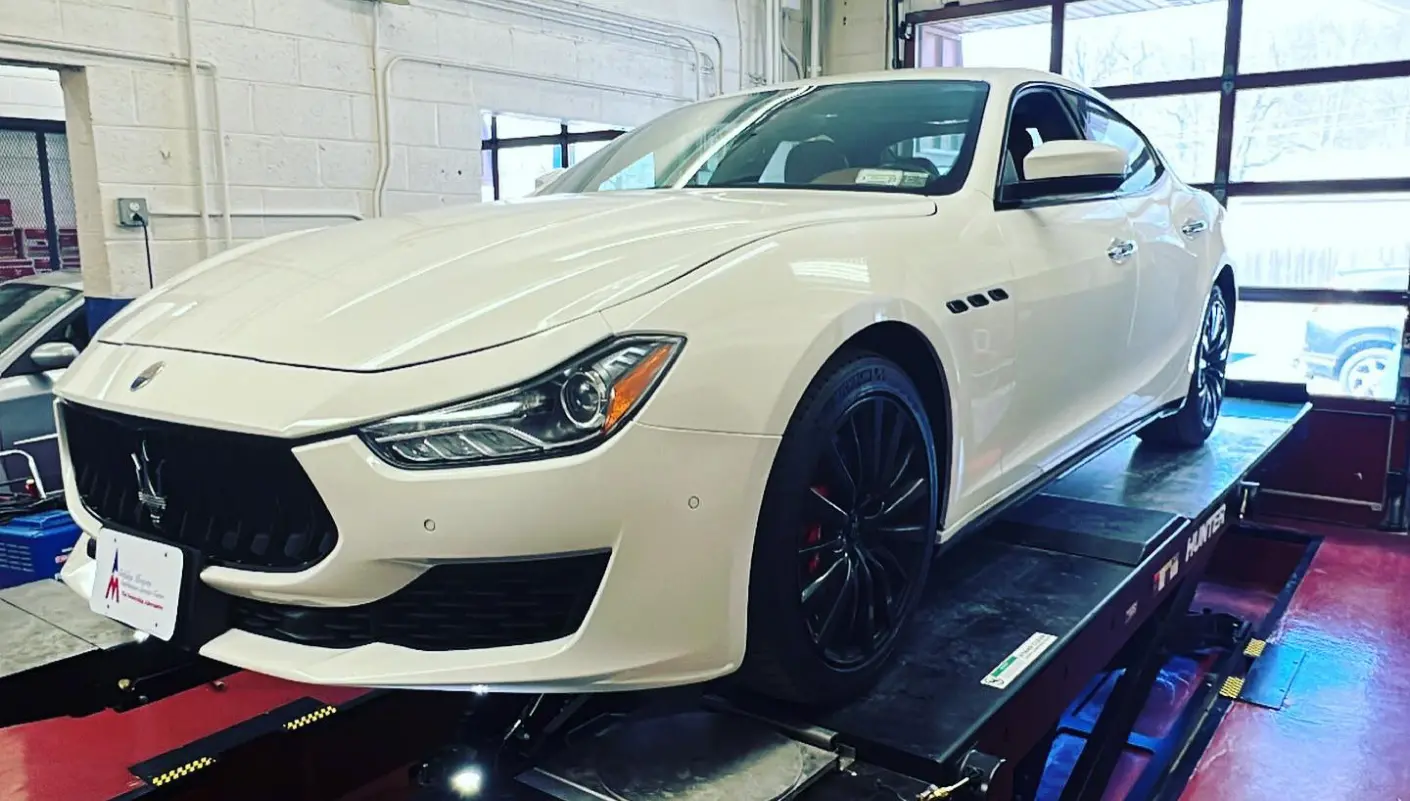 Ardsley Motors in Ardsley, NY (3)
