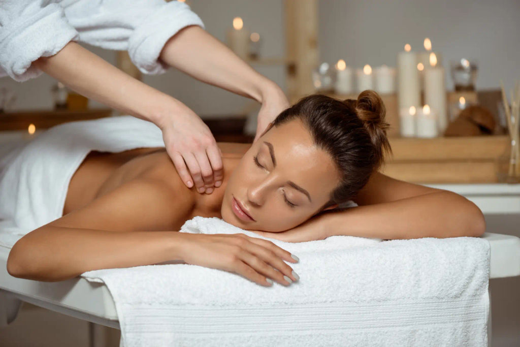 Lov spa in Carmel, IN