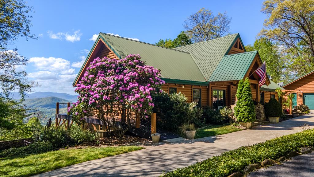 The Vickie Kimsey Team - Re/Max Mountain Properties in Franklin, NC (3)