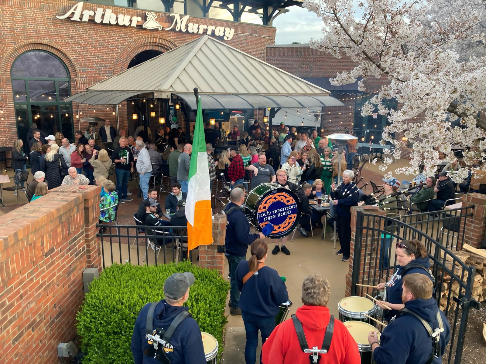 Harp and Crown LKN in Cornelius, NC