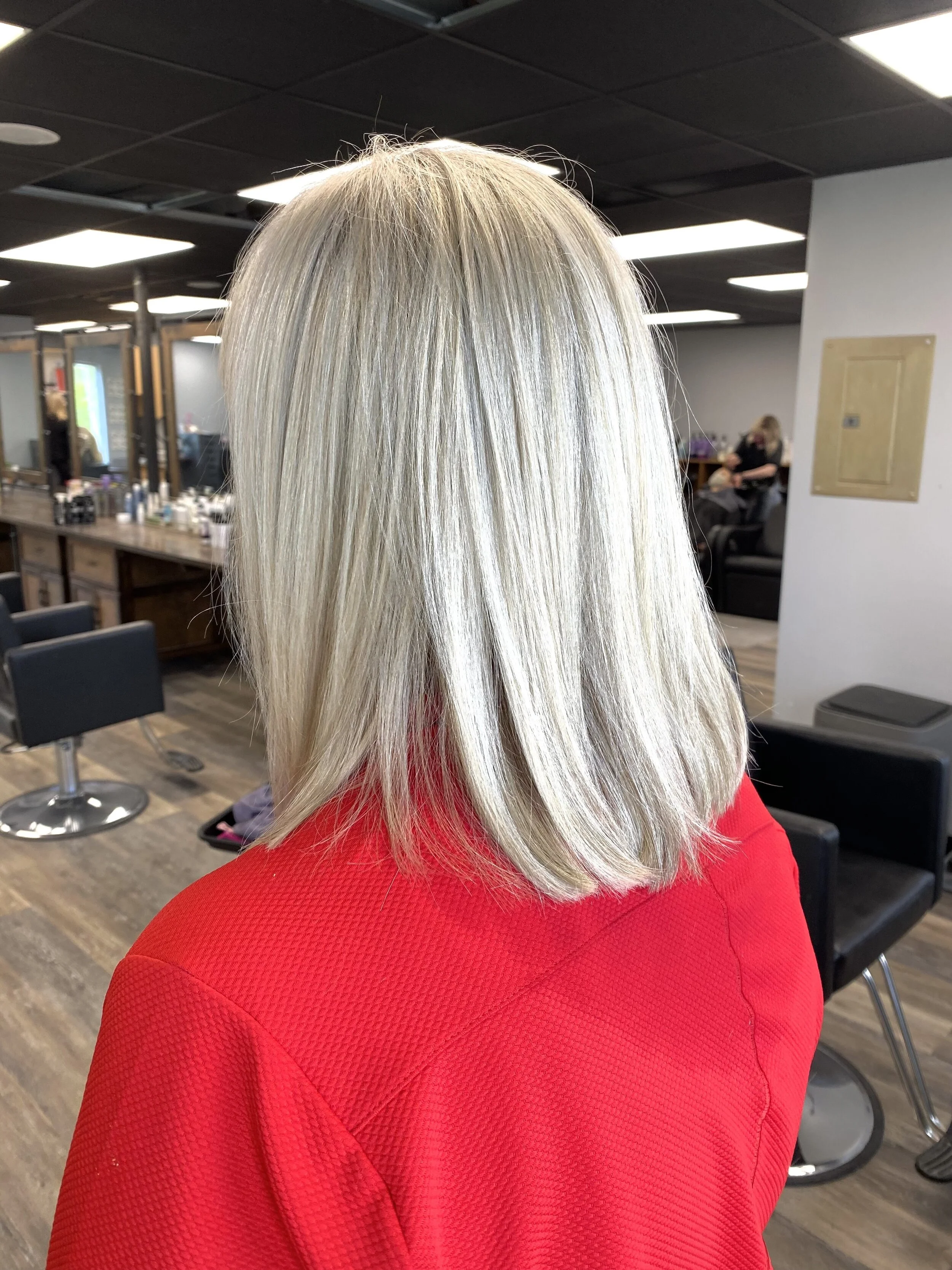 District 108 Salon & Spa/District Threads Boutique in Hales Corners, WI (2)