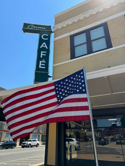 Corner Café in Paris, TX
