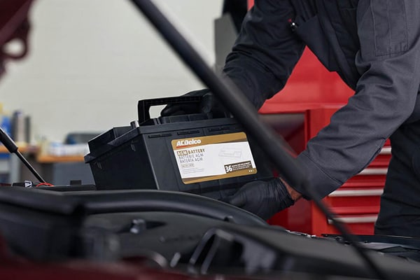 Service: Rhinelander Chevrolet GMC Cadillac in Rhinelander, WI (3)