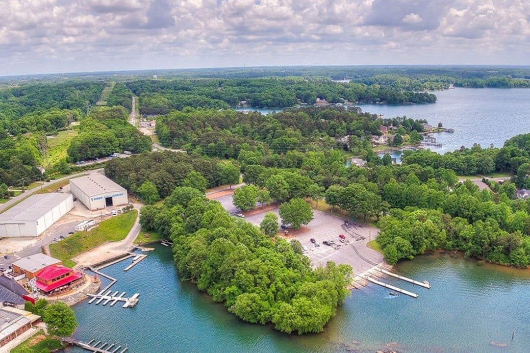Lake Realty in Cornelius, NC (2)