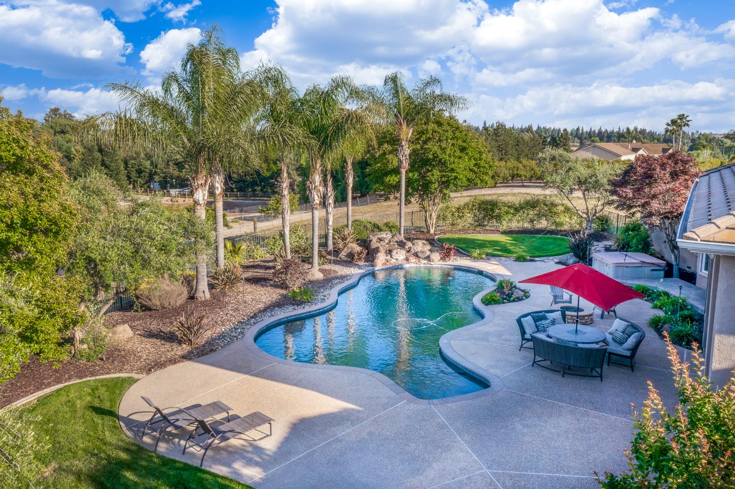 12 Doors Real Estate in Modesto, CA (2)
