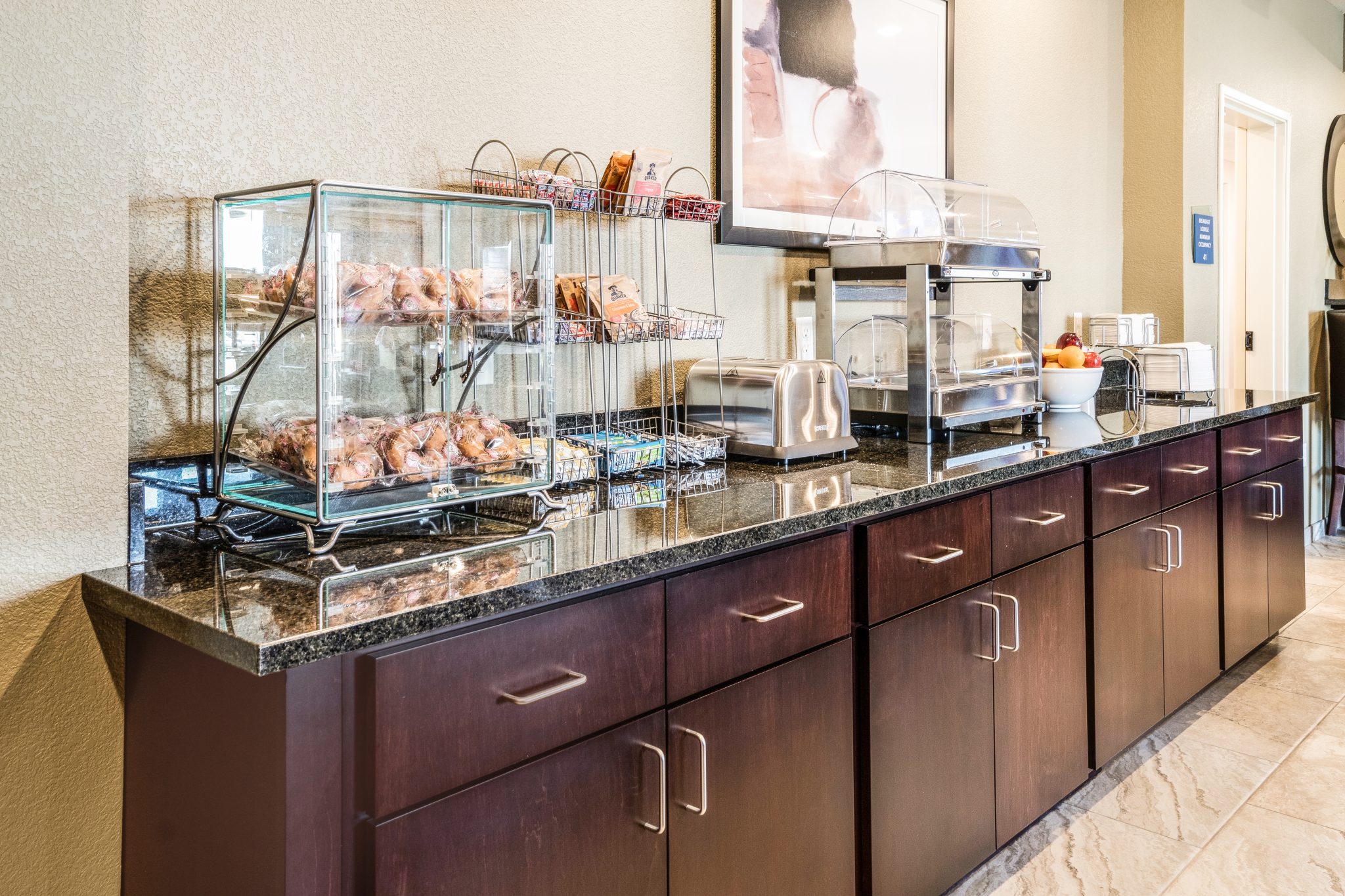 Cobblestone Inn & Suites - Fremont in Fremont, WI