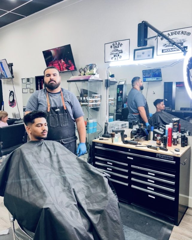 Hill Top Salon & Barber Hesperia in Hesperia, CA (2)