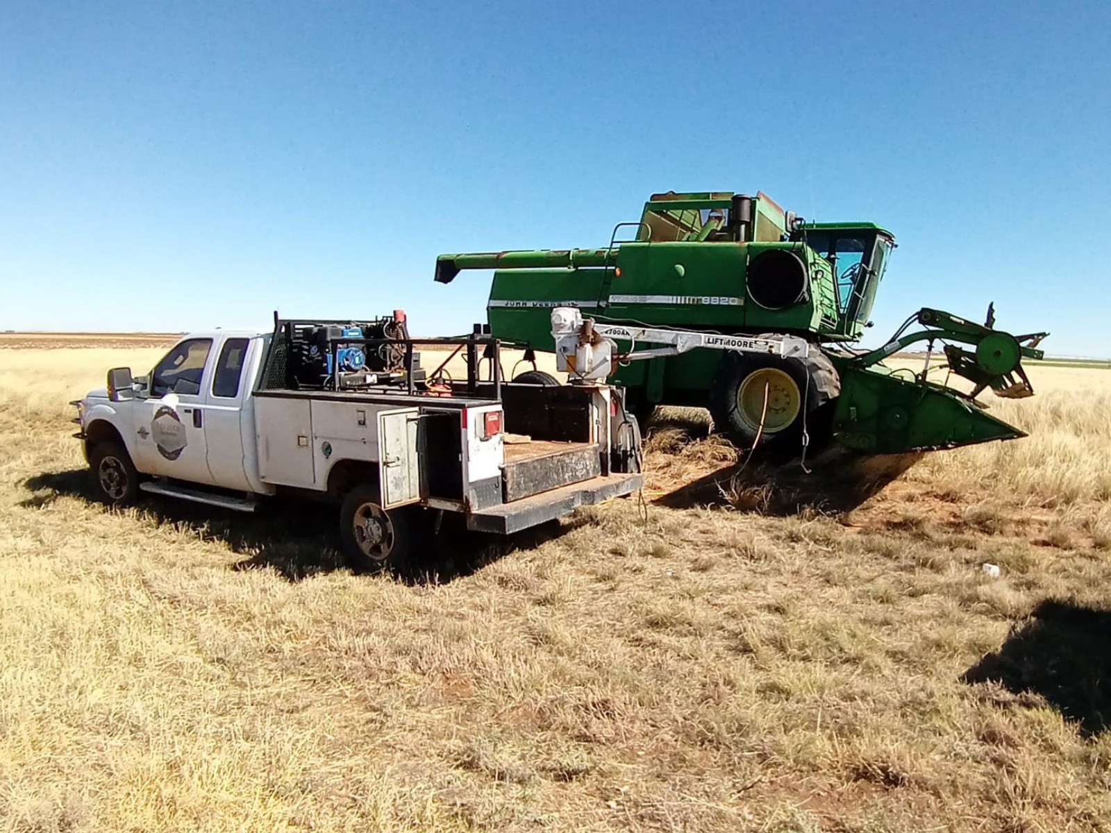 Advance Tire Service LLC in Plains, TX