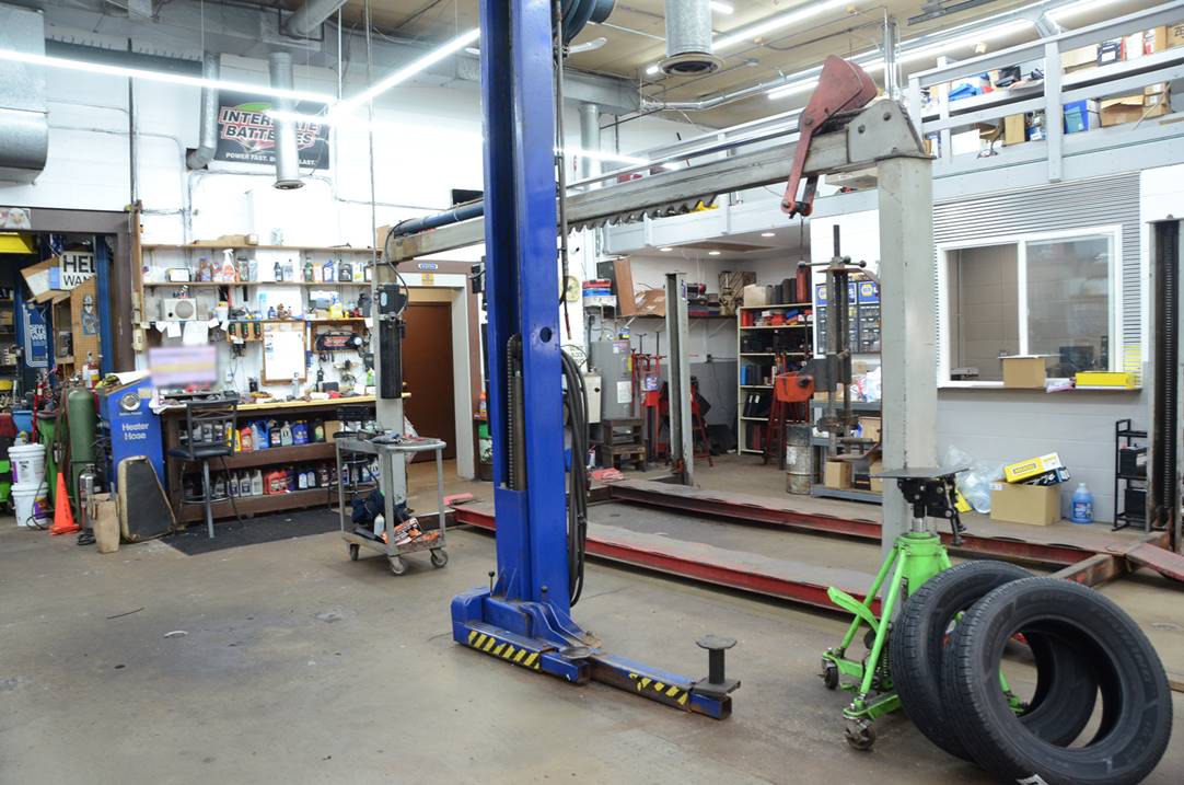 Daves Auto Center Inc in Hobart, IN (2)