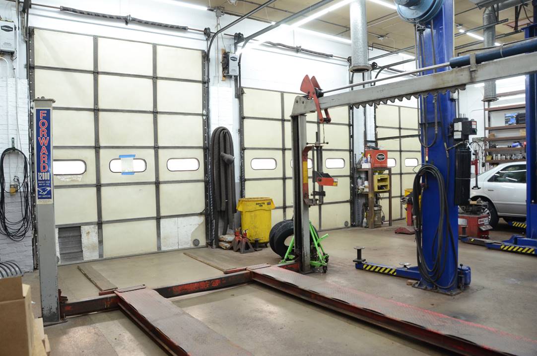 Daves Auto Center Inc in Hobart, IN (3)