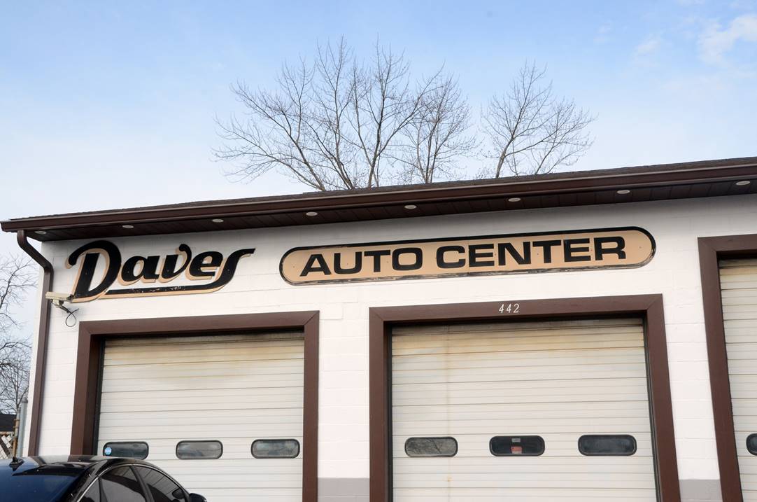 Daves Auto Center Inc in Hobart, IN (5)