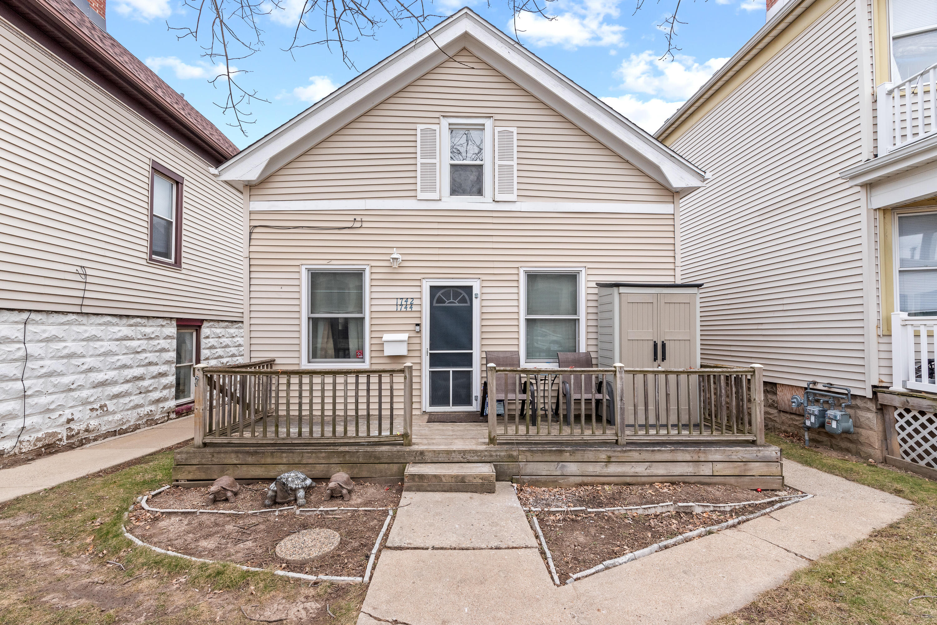Caryn Luethe - Real Estate Agent in Delafield, WI