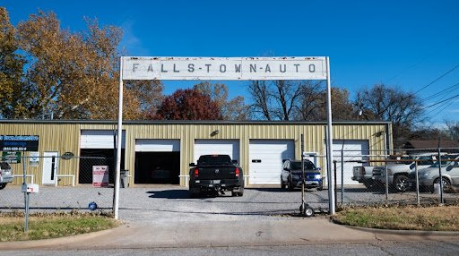 Falls Town Auto in Wichita Falls, TX (2)