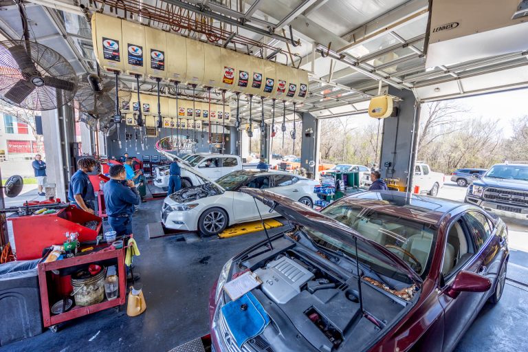 Mustang Elite Car Wash & Lube Center in Grapevine, TX (6)
