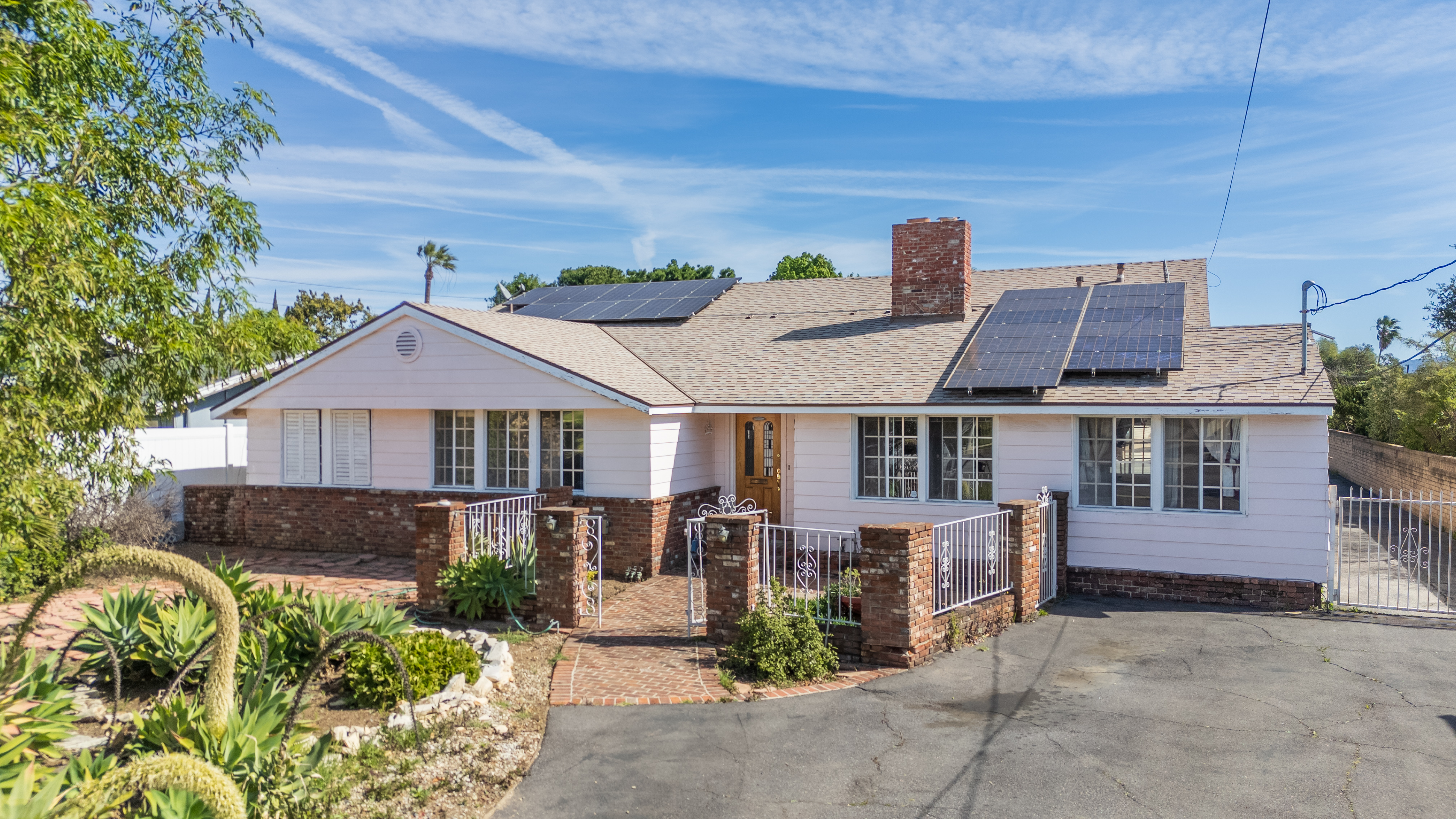 AREE American Real Estate Experts in San Fernando, CA (2)