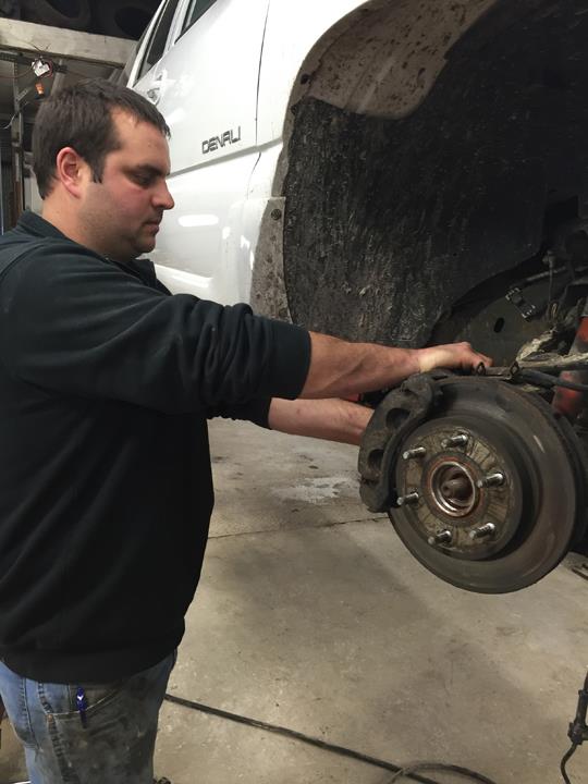 Marytown Garage, Sales, & Towing in New Holstein, WI (6)