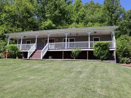 United Country Real Estate NRV in Christiansburg, VA (4)
