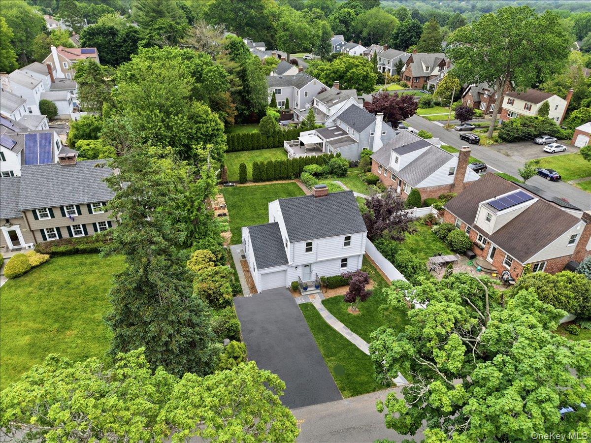 Anthony Saraco Jr. Houlihan Lawrence | The TurnKey Team - Top-Rated Local Realtor in Eastchester, NY (4)