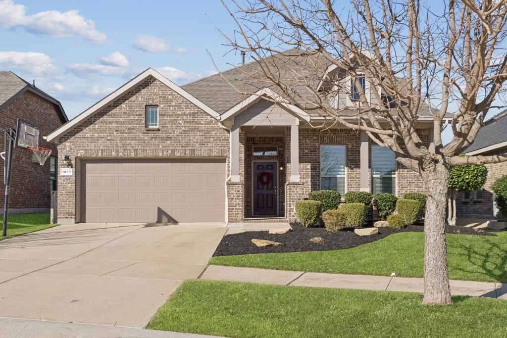 Martini Realty, LLC. in Justin, TX (6)