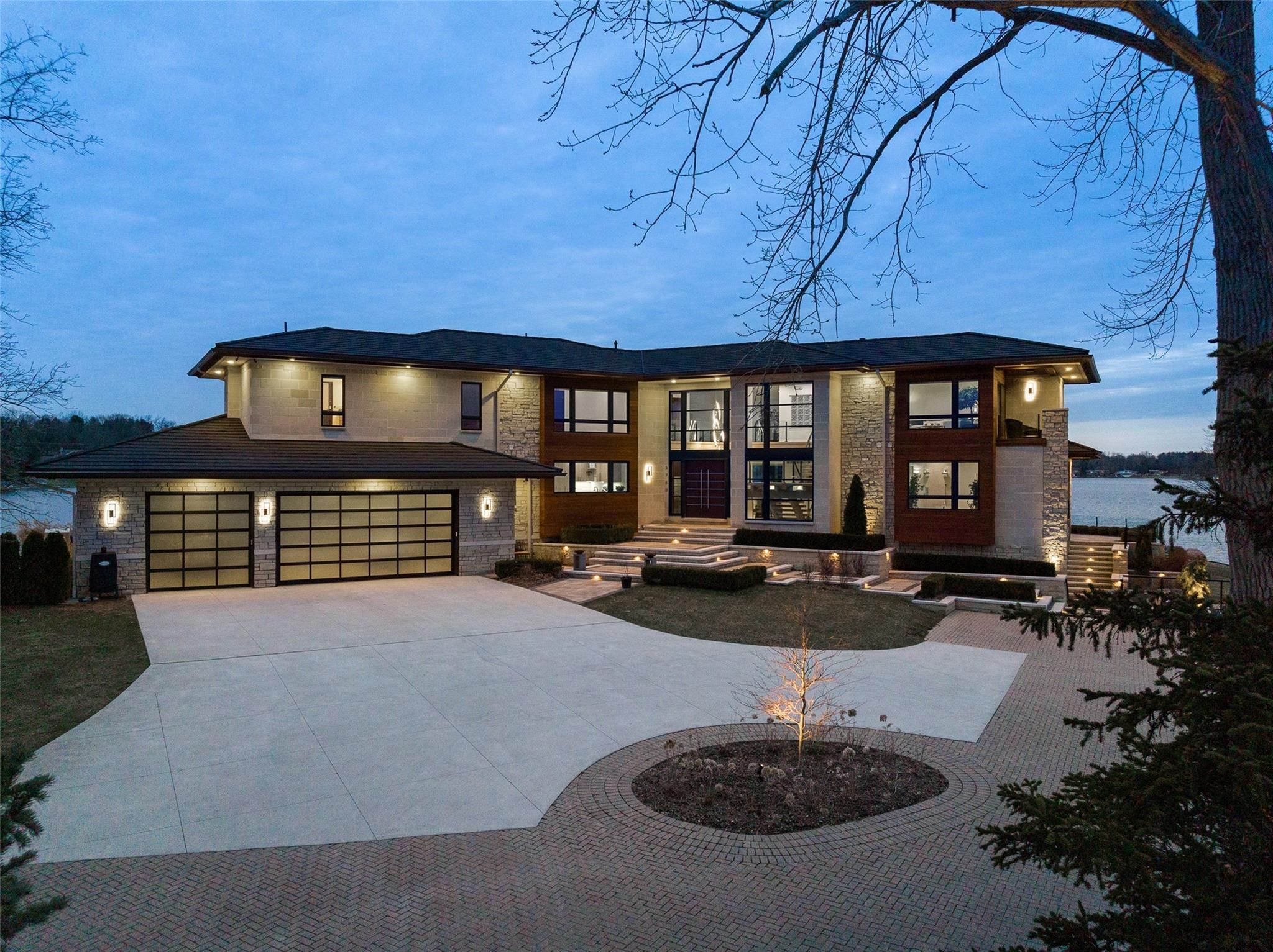Maxim Properties in Farmington Hills, MI (2)