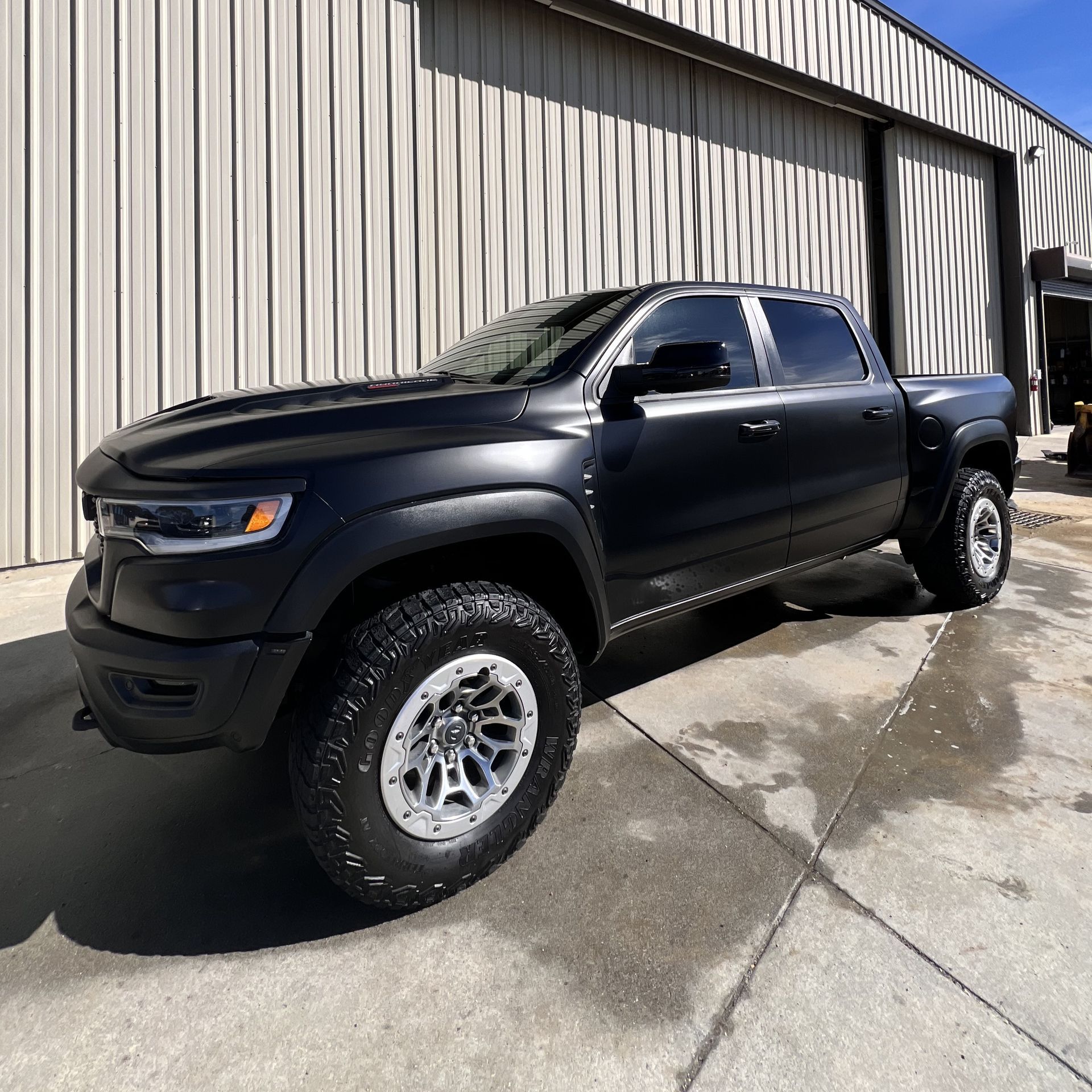Car Suds Detailing and Supplies in Monterey, CA (2)