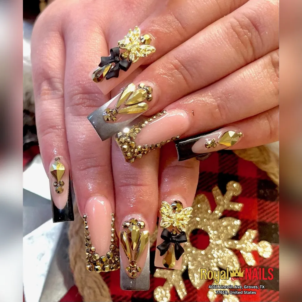 Royal Queen nail in Groves, TX