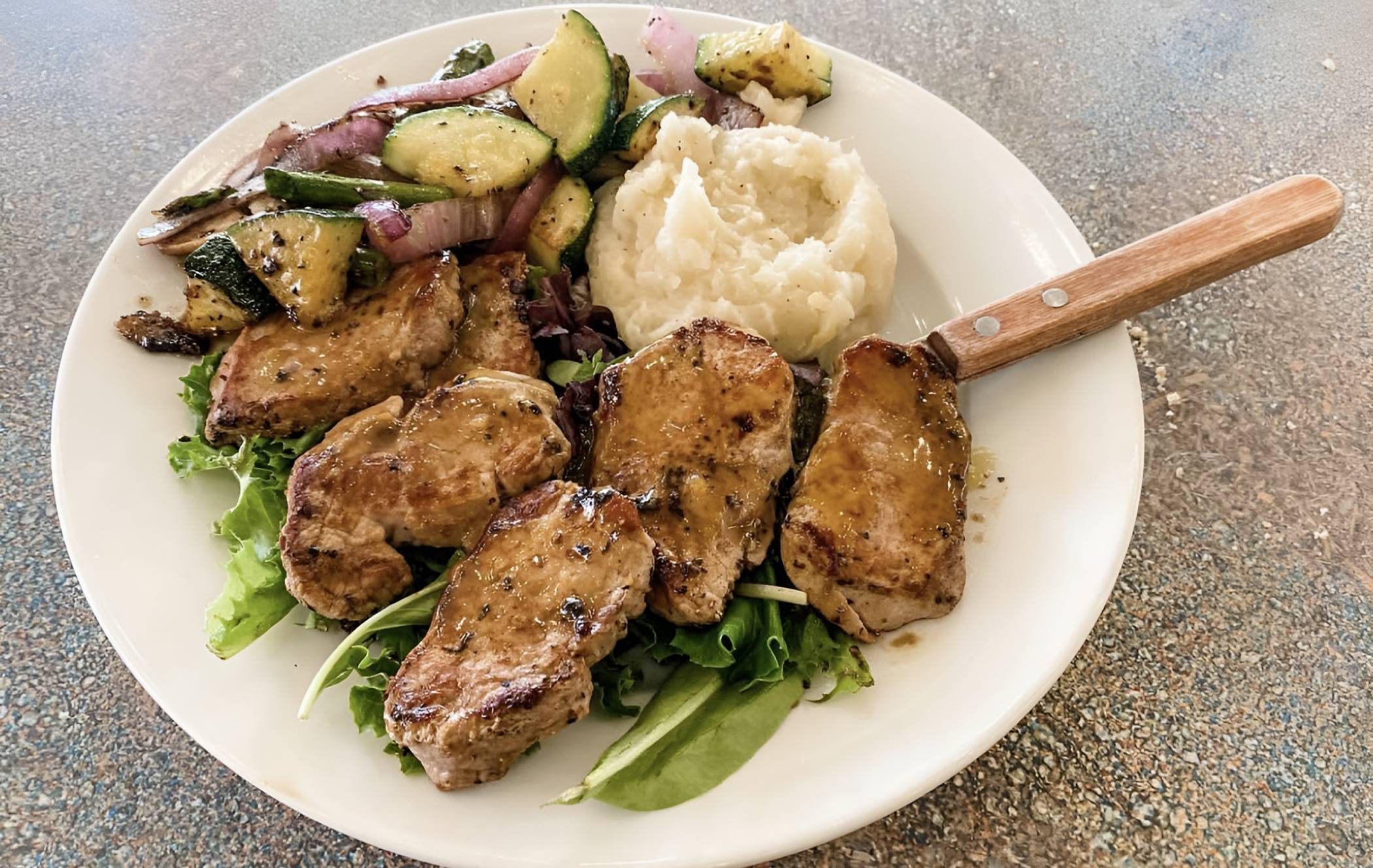 Plowman’s Kitchen in Taylor, TX