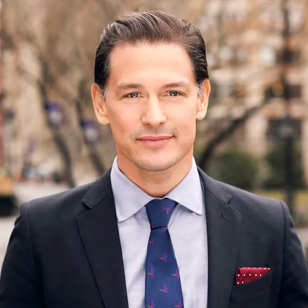 NYC Residential Real Estate Agent Gavin Hammon at Compass in New York, NY (5)