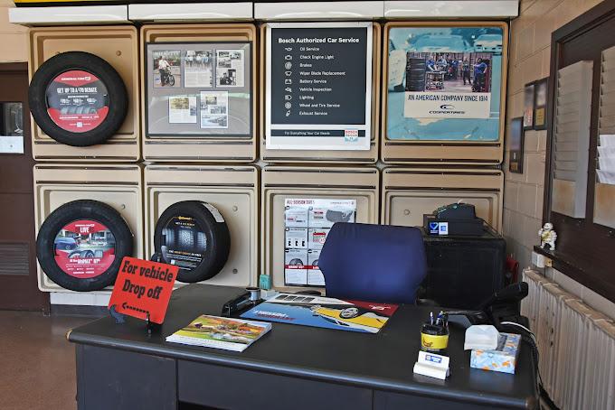 Shawnee Service Center in Wilmette, IL (2)